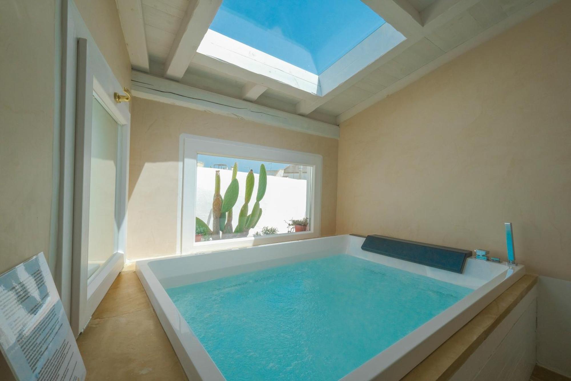 Pascaraymondo Suite Palace 加利波利 外观 照片